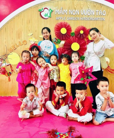 TRUNG THU CỦA CÁC BÉ RED APPLE 1&2 NHÀ AGK