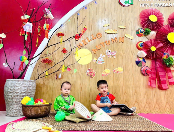 TRUNG THU CỦA CÁC BÉ GREEN APPLE 1 NHÀ AGK