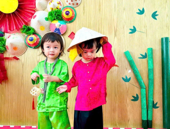 TRUNG THU CỦA CÁC BÉ GREEN APPLE 1 NHÀ AGK