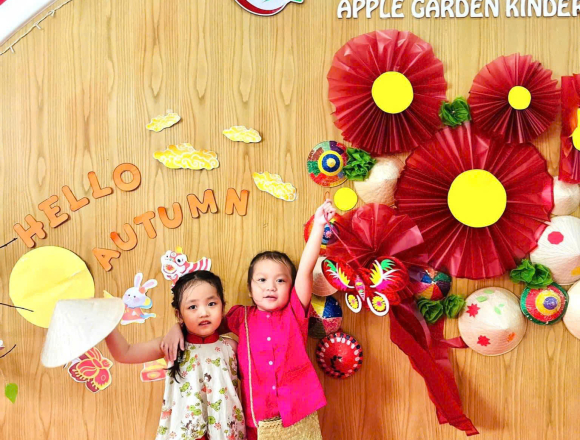 TRUNG THU CỦA CÁC BÉ RED APPLE 1&2 NHÀ AGK