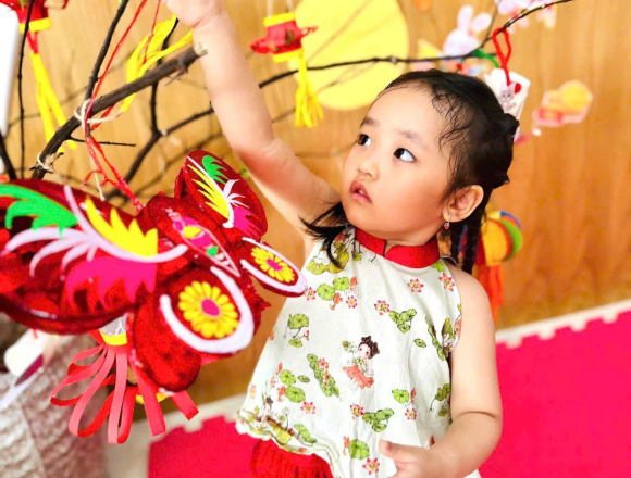 TRUNG THU CỦA CÁC BÉ RED APPLE 1&2 NHÀ AGK