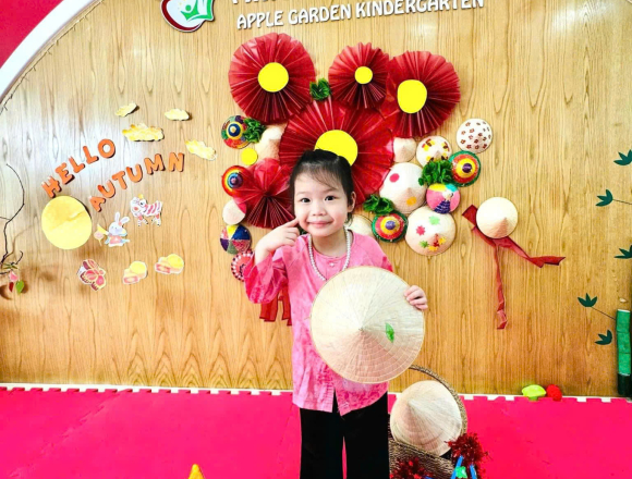 TRUNG THU CỦA CÁC BÉ RED APPLE 1&2 NHÀ AGK