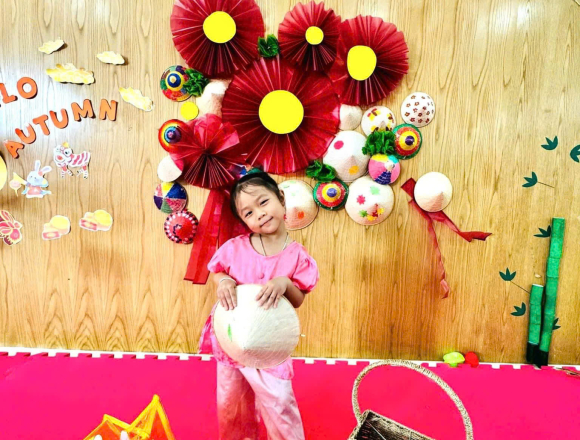 TRUNG THU CỦA CÁC BÉ RED APPLE 1&2 NHÀ AGK