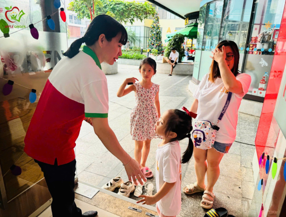 WORKSHOP “ DIY PAPER BAG ” – KHƠI NGUỒN SÁNG TẠO – GỬI GẮM YÊU THƯƠNG