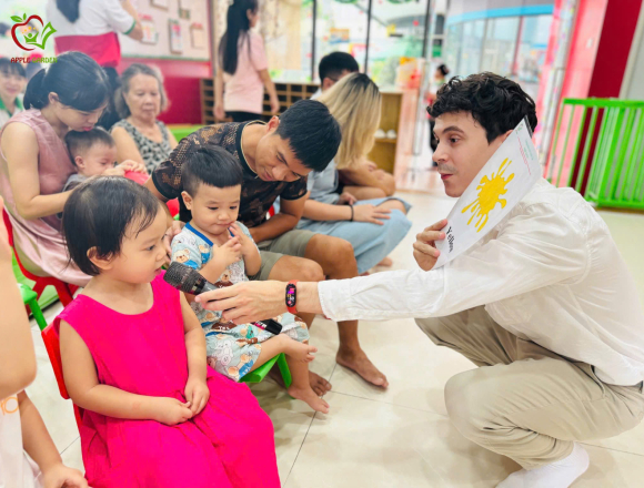 WORKSHOP “ DIY PAPER BAG ” – KHƠI NGUỒN SÁNG TẠO – GỬI GẮM YÊU THƯƠNG