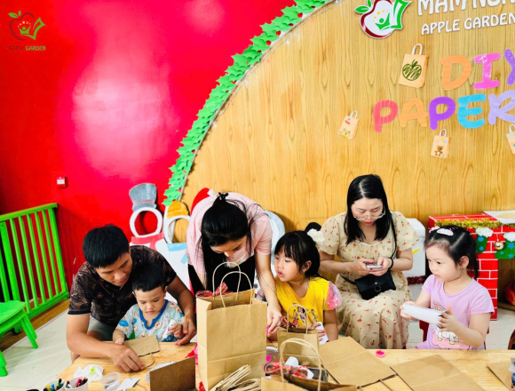 WORKSHOP “ DIY PAPER BAG ” – KHƠI NGUỒN SÁNG TẠO – GỬI GẮM YÊU THƯƠNG