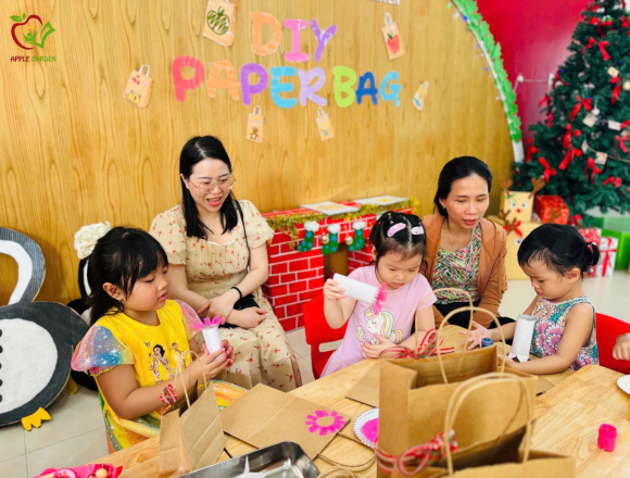 WORKSHOP “ DIY PAPER BAG ” – KHƠI NGUỒN SÁNG TẠO – GỬI GẮM YÊU THƯƠNG