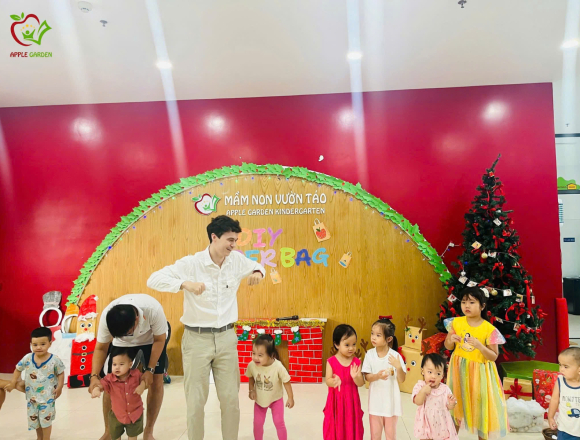 WORKSHOP “ DIY PAPER BAG ” – KHƠI NGUỒN SÁNG TẠO – GỬI GẮM YÊU THƯƠNG