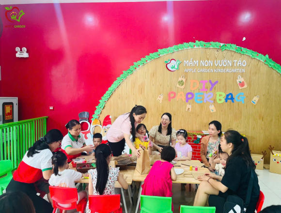 WORKSHOP “ DIY PAPER BAG ” – KHƠI NGUỒN SÁNG TẠO – GỬI GẮM YÊU THƯƠNG