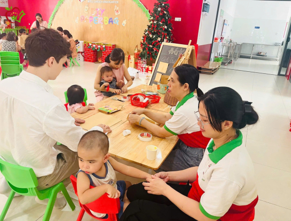 WORKSHOP “ DIY PAPER BAG ” – KHƠI NGUỒN SÁNG TẠO – GỬI GẮM YÊU THƯƠNG