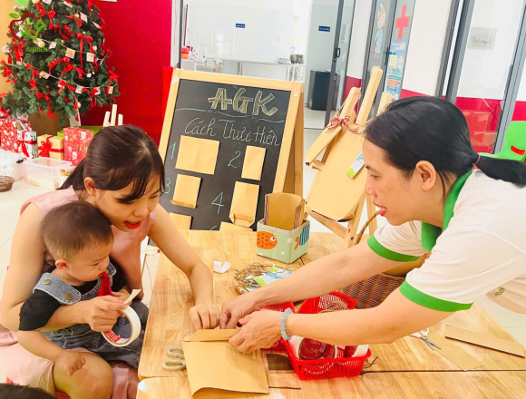 WORKSHOP “ DIY PAPER BAG ” – KHƠI NGUỒN SÁNG TẠO – GỬI GẮM YÊU THƯƠNG
