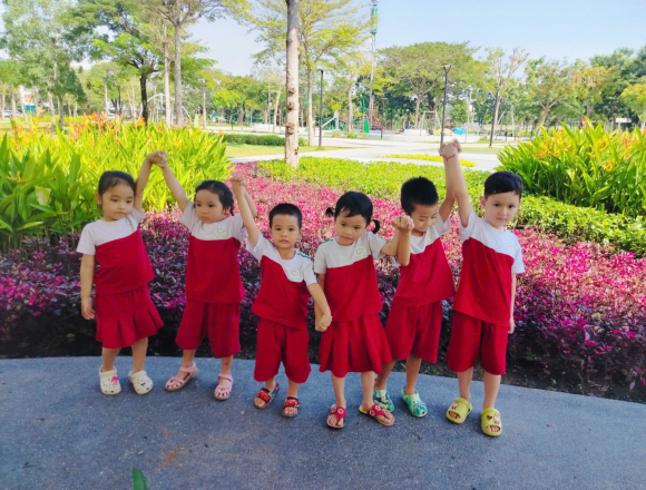 CHƯƠNG TRÌNH DÃ NGOẠI