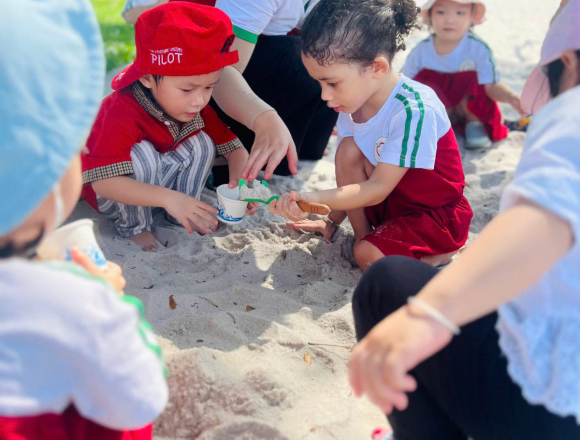 CHƯƠNG TRÌNH DÃ NGOẠI