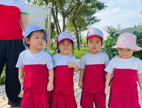 CHƯƠNG TRÌNH DÃ NGOẠI