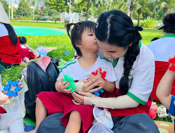 CHƯƠNG TRÌNH DÃ NGOẠI