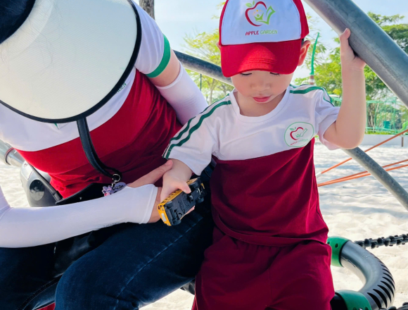 CHƯƠNG TRÌNH DÃ NGOẠI