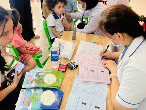 KHÁM SỨC KHỎE ĐỊNH KỲ