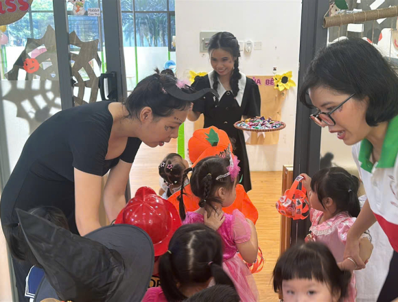 Lễ Hội Haloween Cùng Nhà AGK