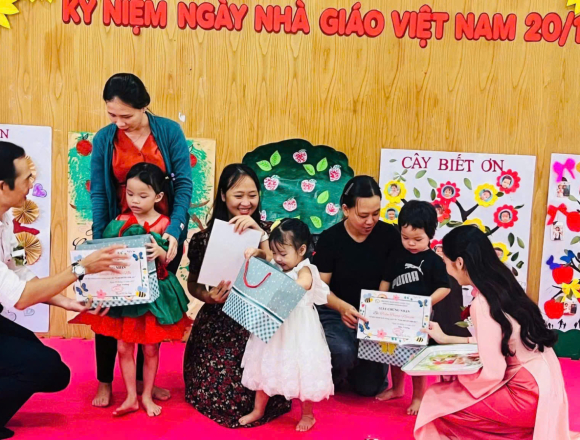 Ngày Nhà Giáo Việt Nam 20/11 Cùng Nhà AGK