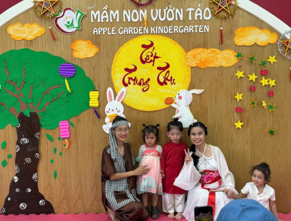 Trung Thu Cùng Nhà AGK