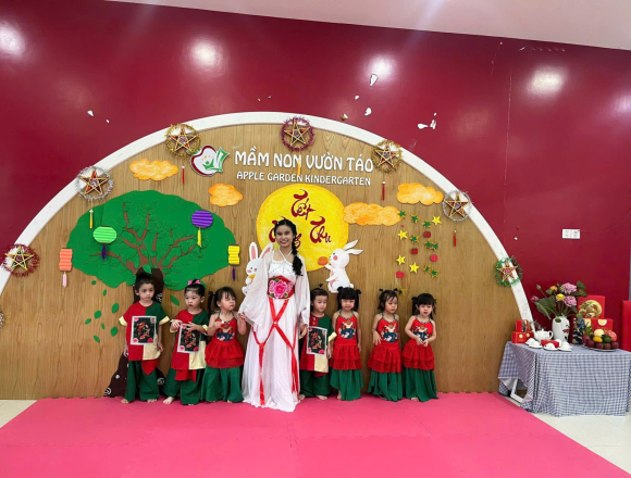 Trung Thu Cùng Nhà AGK