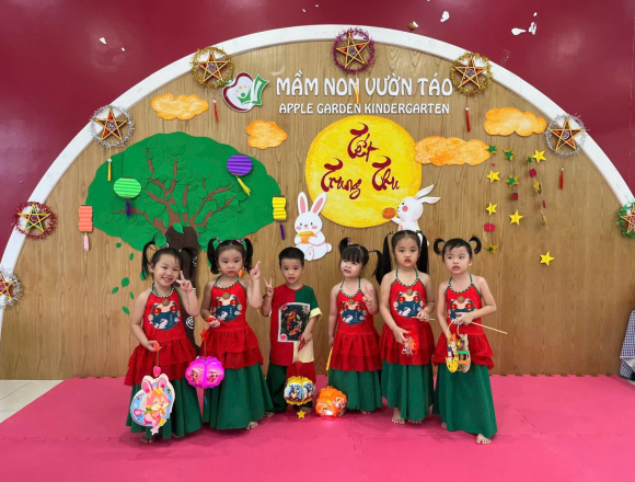 Trung Thu Cùng Nhà AGK