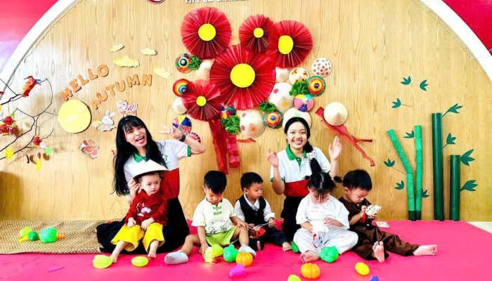 TRUNG THU CỦA CÁC BÉ GREEN APPLE 1 NHÀ AGK