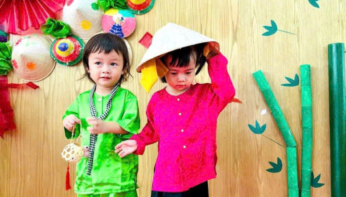 TRUNG THU CỦA CÁC BÉ GREEN APPLE 1 NHÀ AGK