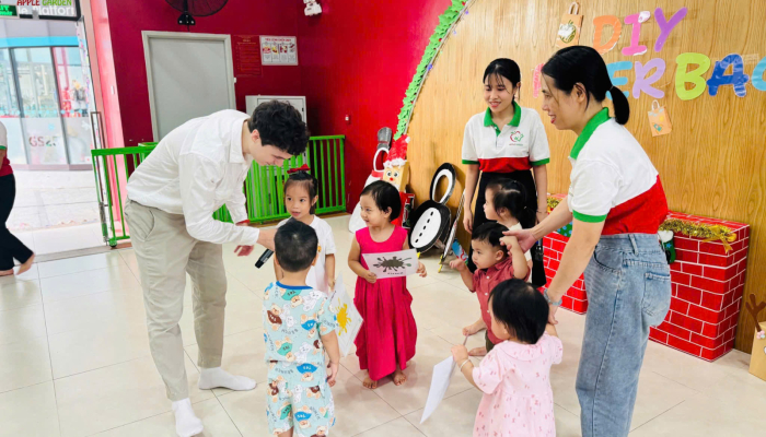 WORKSHOP “ DIY PAPER BAG ” – KHƠI NGUỒN SÁNG TẠO – GỬI GẮM YÊU THƯƠNG