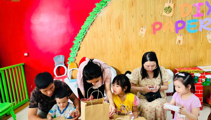 WORKSHOP “ DIY PAPER BAG ” – KHƠI NGUỒN SÁNG TẠO – GỬI GẮM YÊU THƯƠNG