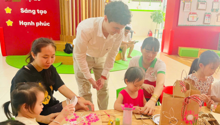 WORKSHOP “ DIY PAPER BAG ” – KHƠI NGUỒN SÁNG TẠO – GỬI GẮM YÊU THƯƠNG