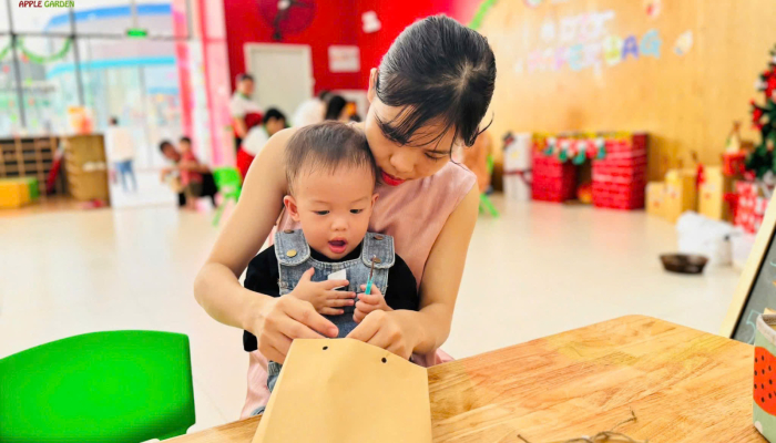 WORKSHOP “ DIY PAPER BAG ” – KHƠI NGUỒN SÁNG TẠO – GỬI GẮM YÊU THƯƠNG