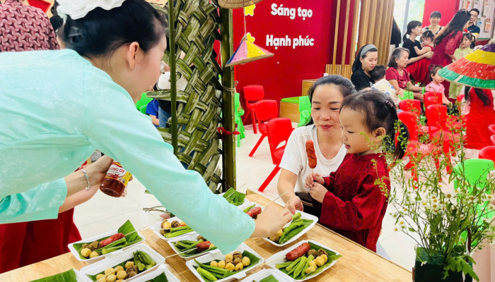  “TẾT VUI GẮN KẾT – XUÂN HỒNG YÊU THƯƠNG” RỘN RÀNG TẠI MẦM NON VƯỜN TÁO