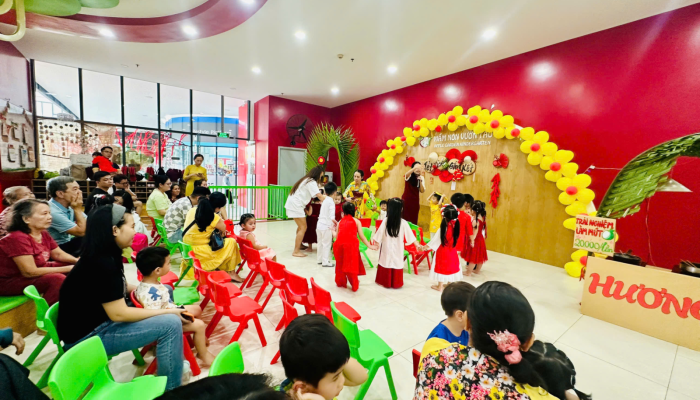  “TẾT VUI GẮN KẾT – XUÂN HỒNG YÊU THƯƠNG” RỘN RÀNG TẠI MẦM NON VƯỜN TÁO