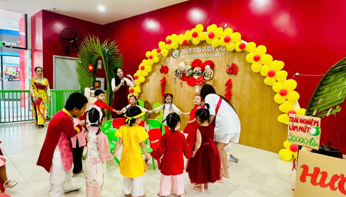  “TẾT VUI GẮN KẾT – XUÂN HỒNG YÊU THƯƠNG” RỘN RÀNG TẠI MẦM NON VƯỜN TÁO