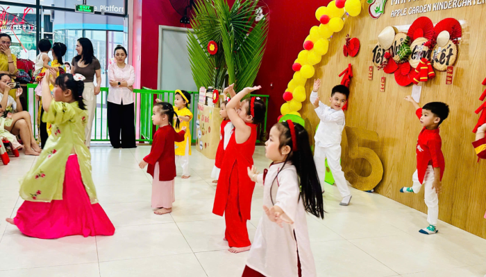  “TẾT VUI GẮN KẾT – XUÂN HỒNG YÊU THƯƠNG” RỘN RÀNG TẠI MẦM NON VƯỜN TÁO