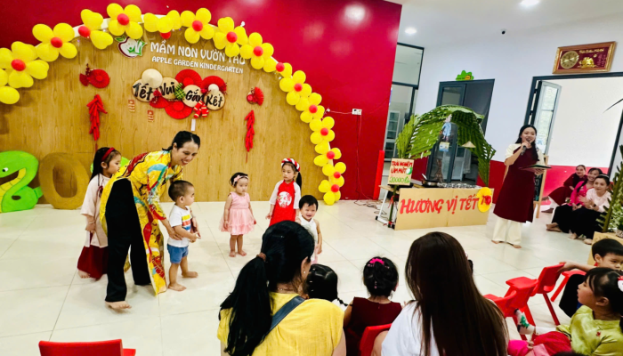  “TẾT VUI GẮN KẾT – XUÂN HỒNG YÊU THƯƠNG” RỘN RÀNG TẠI MẦM NON VƯỜN TÁO