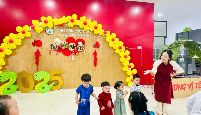  “TẾT VUI GẮN KẾT – XUÂN HỒNG YÊU THƯƠNG” RỘN RÀNG TẠI MẦM NON VƯỜN TÁO