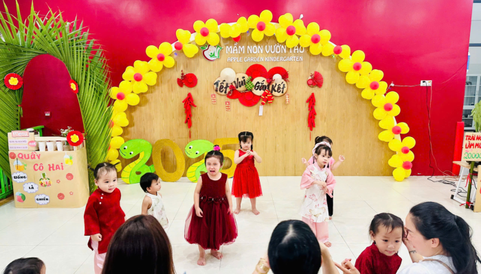  “TẾT VUI GẮN KẾT – XUÂN HỒNG YÊU THƯƠNG” RỘN RÀNG TẠI MẦM NON VƯỜN TÁO