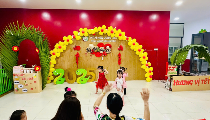  “TẾT VUI GẮN KẾT – XUÂN HỒNG YÊU THƯƠNG” RỘN RÀNG TẠI MẦM NON VƯỜN TÁO