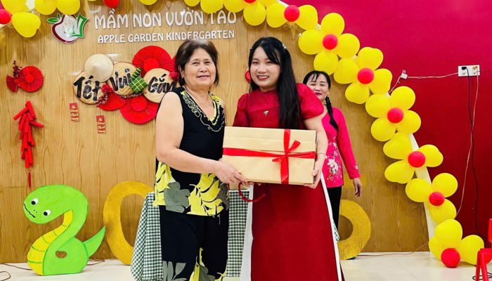  “TẾT VUI GẮN KẾT – XUÂN HỒNG YÊU THƯƠNG” RỘN RÀNG TẠI MẦM NON VƯỜN TÁO