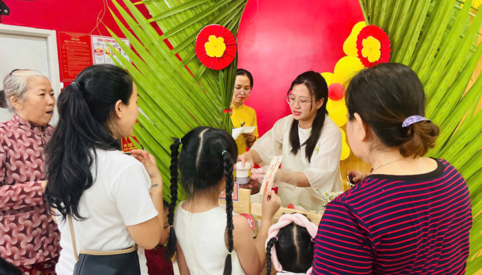  “TẾT VUI GẮN KẾT – XUÂN HỒNG YÊU THƯƠNG” RỘN RÀNG TẠI MẦM NON VƯỜN TÁO