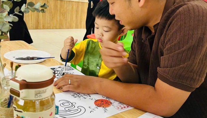 WORKSHOP “KẾT NỐI YÊU THƯƠNG - CHẠM TAY SÁNG TẠO”🌸