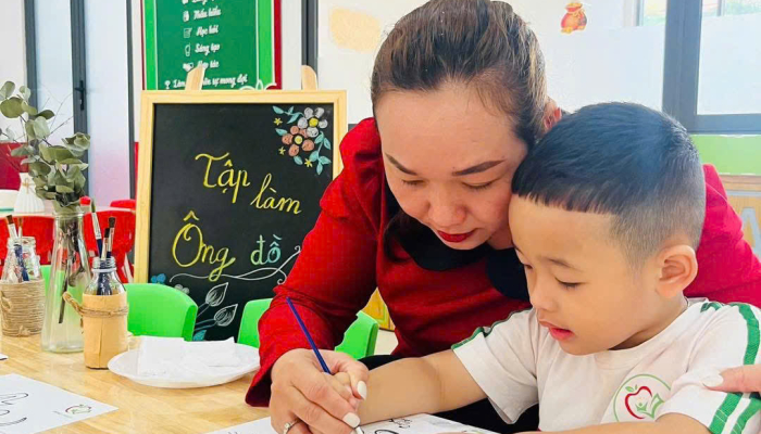 WORKSHOP “KẾT NỐI YÊU THƯƠNG - CHẠM TAY SÁNG TẠO”🌸