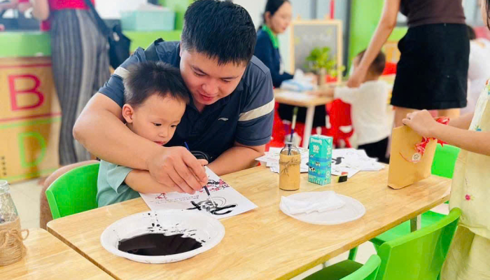 WORKSHOP “KẾT NỐI YÊU THƯƠNG - CHẠM TAY SÁNG TẠO”🌸