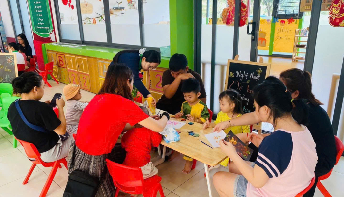 WORKSHOP “KẾT NỐI YÊU THƯƠNG - CHẠM TAY SÁNG TẠO”🌸